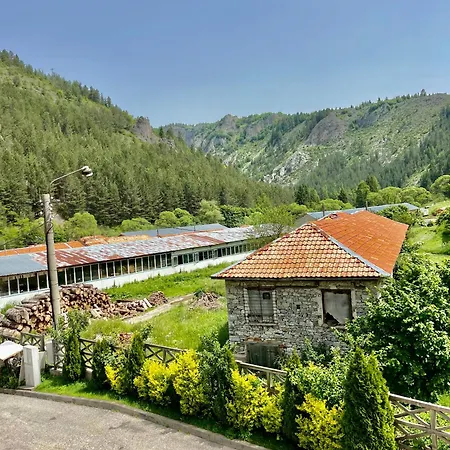 Trigrad Hotel