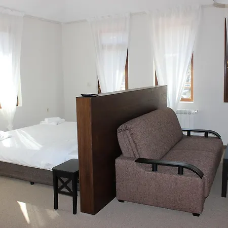 Trigrad Hotel 2*