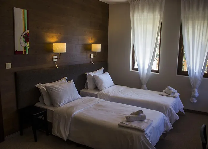 Trigrad Hotel מלון